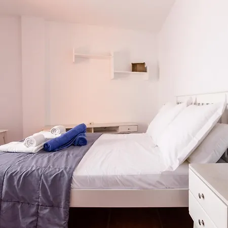 Apartamento Residencial Con Piscina En Adeje * אדחה